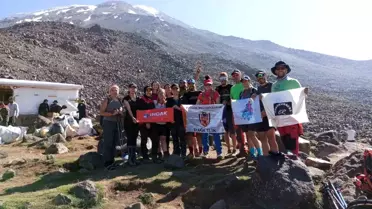 İnegöl Belediye Spor Kulübü Dağcıları Ağrı Dağı'na Tırmandı