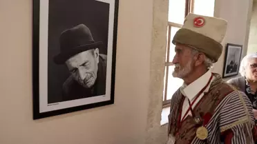 Sivas'ta 'Basında ve Ustaların Objektifinden Aşık Veysel' fotoğraf sergisi açıldı
