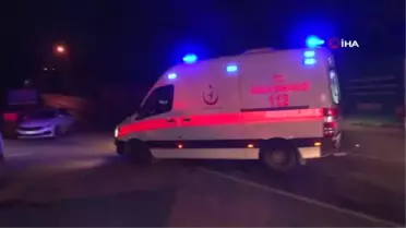 Eyüpsultan'da 2 otomobil kafa kafaya çarpıştı: 3 ağır yaralı