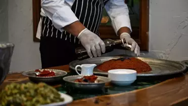 Osmanlı dönemine ait çiğ köfte tarifi 'dibabe' olarak geçiyor