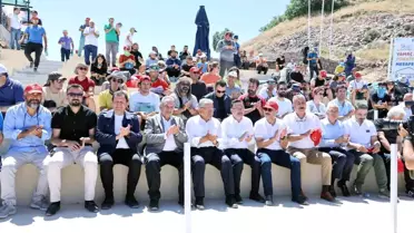 Talas Belediyesi tarafından düzenlenen Yamaç Paraşütü Türkiye Şampiyonası başladı