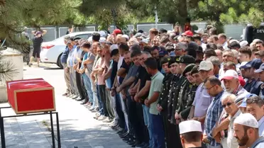 Kıbrıs gazisi Abdulkadir Arslan'ın cenazesi toprağa verildi