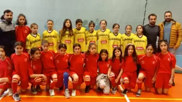 Krikette madalya kazanan Vanlı öğrenciler, milli takımı hedefliyor