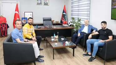 Vali Demirtaş, Mardin 1969 Spor Kulübü'ne veda ziyaretinde bulundu