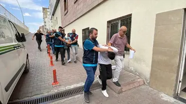 Kayseri'de polis ve 2 kişi yaralandı, zanlılardan biri tutuklandı