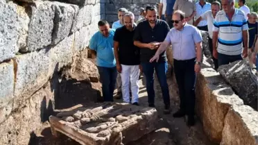 Olba Antik Kenti'nde Helenistik Döneme Ait Kadın Heykeli Bulundu