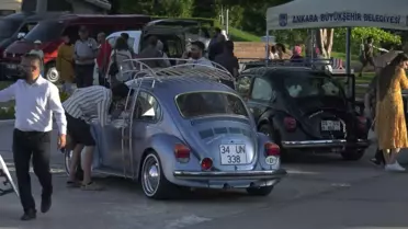 Ankara'da depremzede vatandaşlar için açık hava sinema etkinliği düzenlendi
