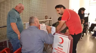 Muş'ta Kızılay Kan Merkezi Kampanyası Vatandaşlardan İlgi Gördü