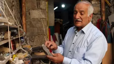 Bayburt'ta Terzi Dükkanında Değerli Taşlar Sergileniyor