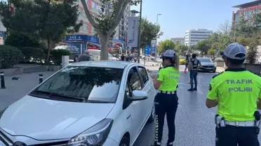 İstanbul Kadıköy'de Yayalara Geçiş Hakkı Vermeyen Sürücülere Dron Destekli Denetim