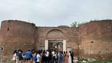 Küçükçekmeceli Gençler Sakarya'da Gençlik Kampında Buluştu