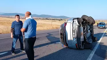 Kütahya'da otomobil devrildi: 4 kişi yaralandı