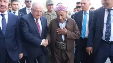 Milli Savunma Bakanı Yaşar Güler Hakkari'de Gençlerle Buluştu