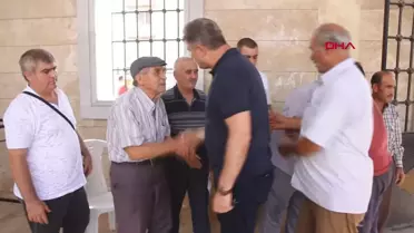 Manisa'da meydana gelen trafik kazasında hayatını kaybedenler toprağa verildi