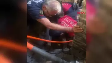Sivas'ta Hurda Toplama Esnasında Duvar Altında Kalan Kişi Kurtarıldı
