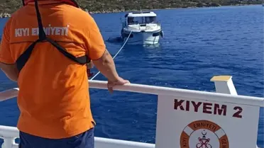 Marmaris'te Karaya Oturan Tekne Kurtarıldı