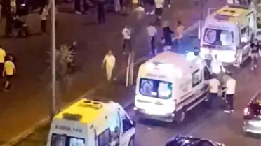 Diyarbakır'da otomobil yayalara çarptı, 3 kişi yaralandı
