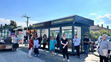 Düzce Belediyesi, modern ve akıllı durağını Ağız ve Diş Sağlığı Hastanesi yakınına yerleştirdi