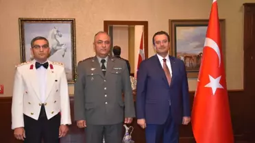 Türkmenistan'da Büyük Zafer'in 101. yılı kutlandı