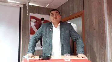 CHP Şarkışla İlçe Başkanlığı Olağan Kongresi'nde Seyit Kayaoğlu yeniden seçildi