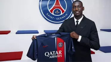 Paris Saint-Germain, Eintracht Frankfurt'tan 90 milyon euro bedelle Muani'yi renklerine bağladı