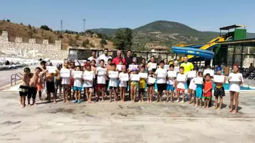 Bayırköy Belediye Başkanı Yaz Kursu Öğrencilerine Sertifikalarını Takdim Etti