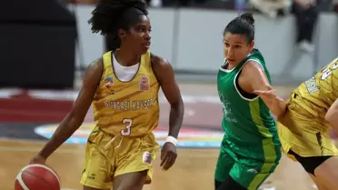 İzmit Belediyespor, Melikgazi Kayseri Basketbol'u mağlup etti
