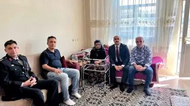 Çelikhan Kaymakamı Altınöz, ilk olarak şehit ailelerini ziyaret etti