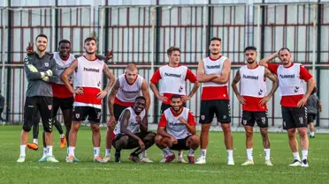 Samsunspor Yaz Transfer Döneminde 14 Yeni Futbolcuyla Anlaştı