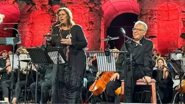 Livaneli ve Farantouri, Atina'da dostluk konseri verdi