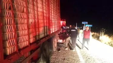 Bolu'da tıra arkadan çarpan otomobilde 6 kişi yaralandı