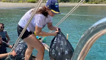 Fethiye'de Kızılada'da Uluslararası Kıyı Temizleme Günü etkinliği düzenlendi