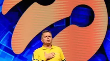 Turkcell Genel Müdürü Murat Erkan Görevinden Ayrıldı