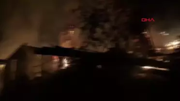 Çorum Bayat'ta çıkan yangında 2 ev ve 1 samanlık kullanılamaz hale geldi
