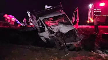 Adıyaman'da Zincirleme Trafik Kazası: 3 Araç Karıştı, 3 Kişi Yaralandı