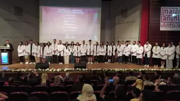 Mardin Artuklu Üniversitesi Tıp Fakültesi'nin İlk Öğrencileri Beyaz Önlüklerini Giydi