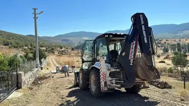 Güdül ilçesinde parke taşı döşeme çalışması yürütülüyor