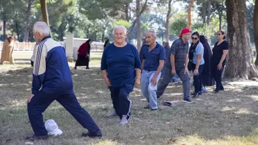 Sakarya'da Yaşlılar Spor Yaparak Keyifli Vakit Geçirdi