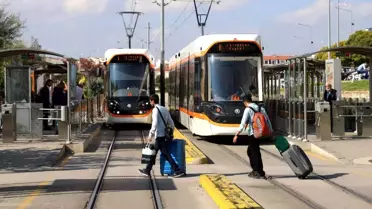 Eskişehir'de Üniversite Öğrencileri Eskart ile Ulaşımı Kolaylaştıracak
