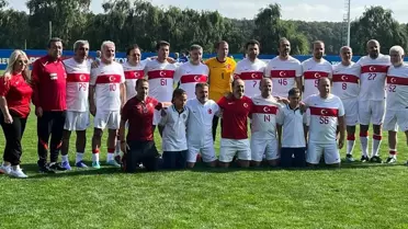 TBMM Futbol Takımı, Romanya'da düzenlenen Parlamenterler Turnuvası'nda ikinci oldu