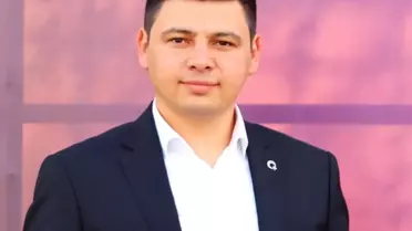 İşçi, seçim propagandası yapmak için özel idarenin hizmetlerini kendi yapıyormuş gibi gösterdi