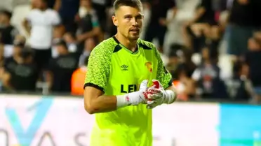Göztepe'nin kalecisi Mateusz Lis, 6 maçın yarısında gole izin vermedi