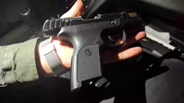 Çerkezköy'de Şüphelilerin Üzerinden Silah ve Para Ele Geçirildi