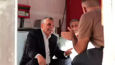 Şanlıurfa Büyükşehir Belediye Başkanı Zeynel Abidin Beyazgül, Halil-ür Rahman Bölgesi'ndeki esnafları ziyaret etti