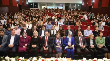 Etisan Holding Oda Orkestrası Mardin'de Üniversitelilere Konser Verdi