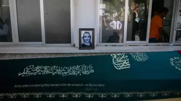 İzmir'de öğretim görevlisinin cenazesi defnedildi
