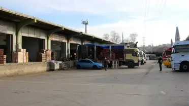Yalova Belediyesi Yaş, Sebze ve Meyve Halinde 2023 Yılında 25 Bin 29 Ton Çıkış Yapıldı