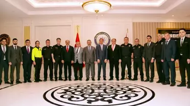 Ankara Emniyet Müdürü Engin Dinç, 19 personeli ödüllendirdi