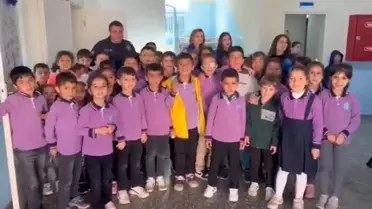 Bitlis'te Emniyet Müdürlüğü ekipleri okul ziyaretlerine devam ediyor