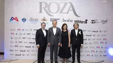 Vahap Seçer ve Eşi Meral Seçer, 'Roza' Filminin Galasına Katıldı